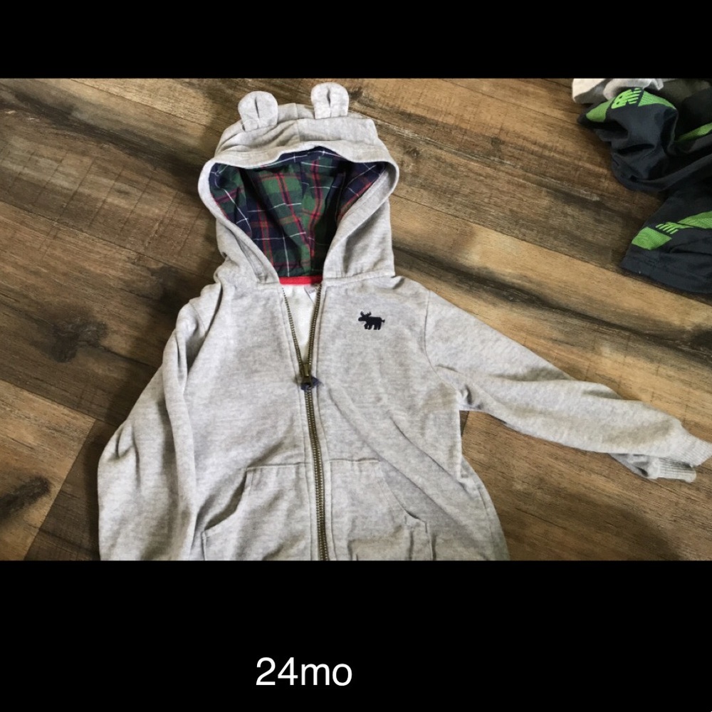 24mo thick hoodie with ears